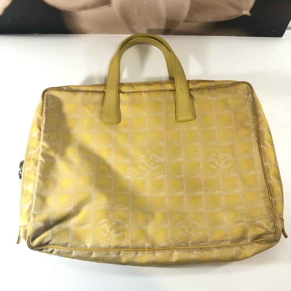 Authentic chanel nylon bag - Picture 2 of 14